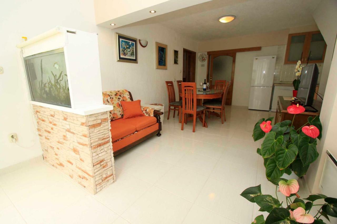 Apartmani Ivona & Ivo Makarska Exterior foto