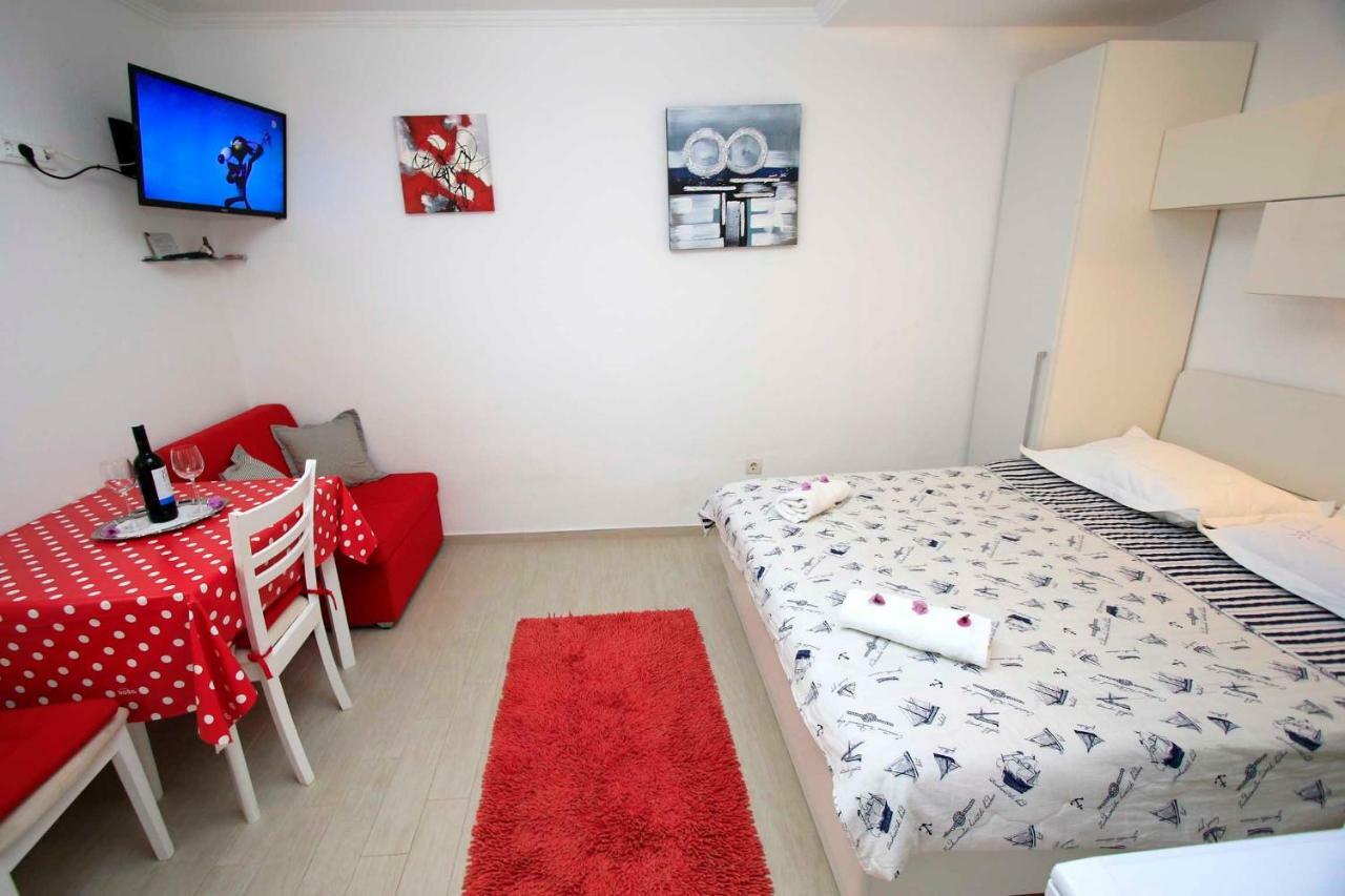 Apartmani Ivona & Ivo Makarska Exterior foto