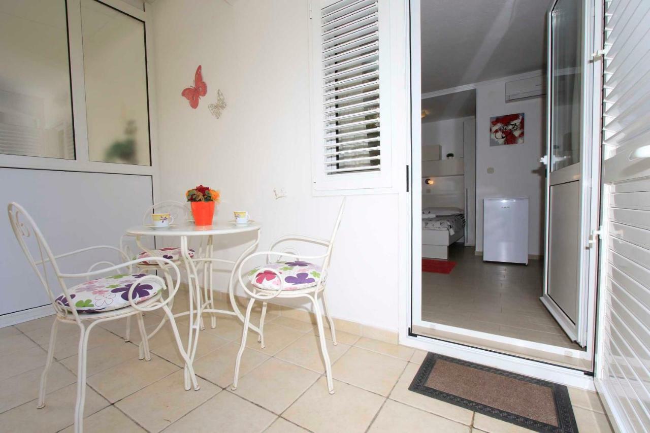 Apartmani Ivona & Ivo Makarska Exterior foto