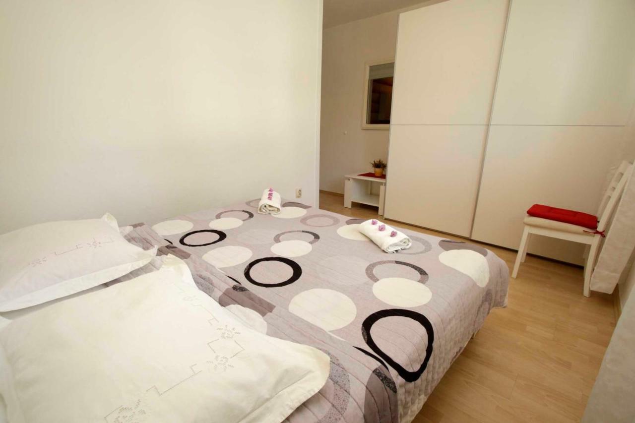 Apartmani Ivona & Ivo Makarska Exterior foto