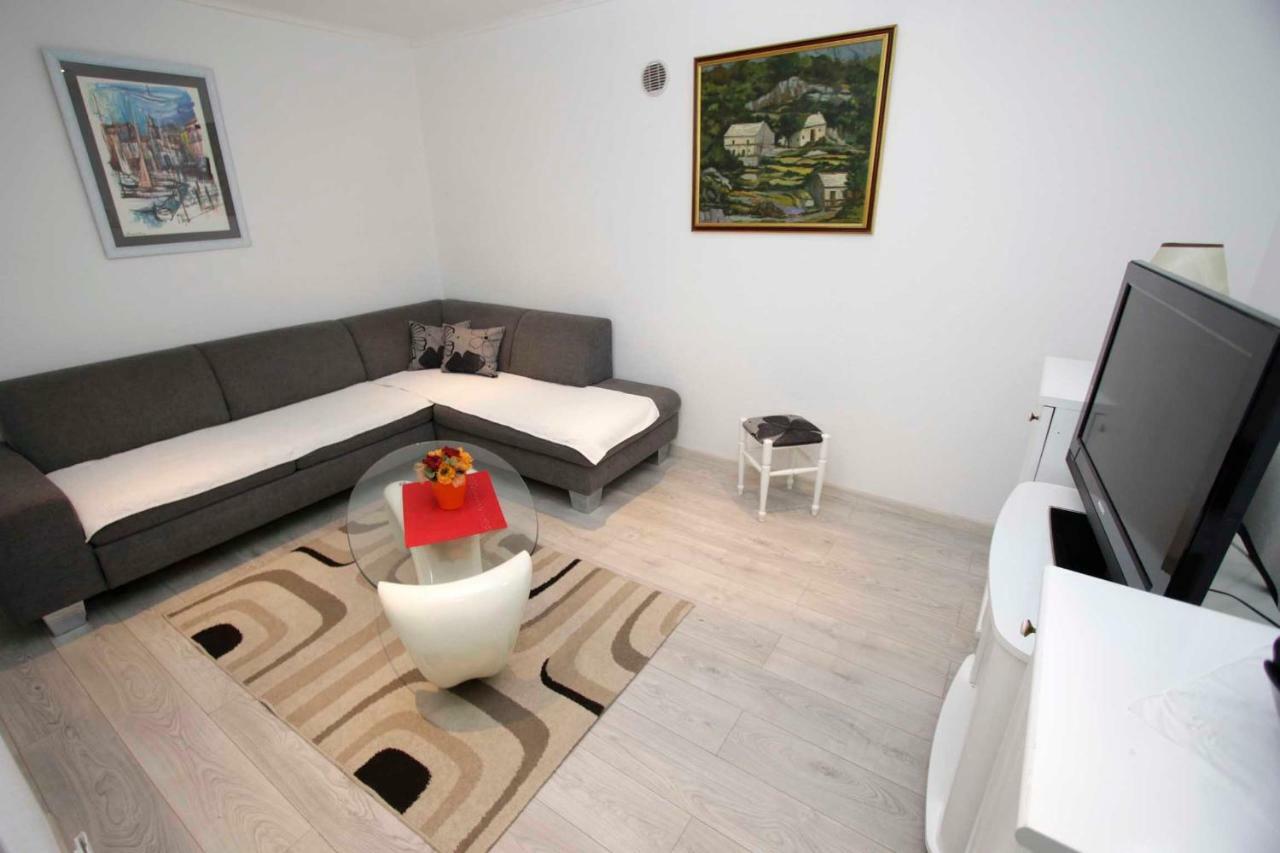 Apartmani Ivona & Ivo Makarska Exterior foto